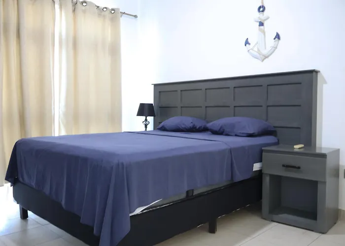 Hermoso Departamento En La Avenida Colosio * Playa del Carmen