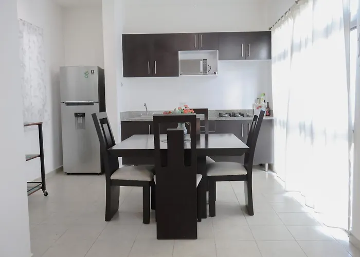 Hermoso Departamento En La Avenida Colosio Apartamento Playa del Carmen